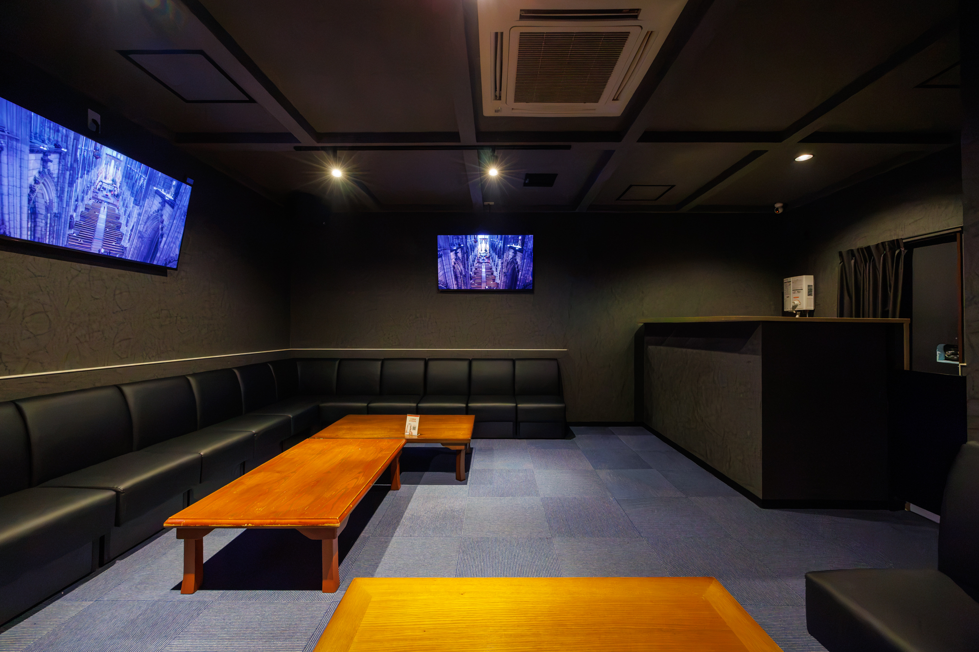 槻木駅そばにある居酒屋「庵蔵」店内写真